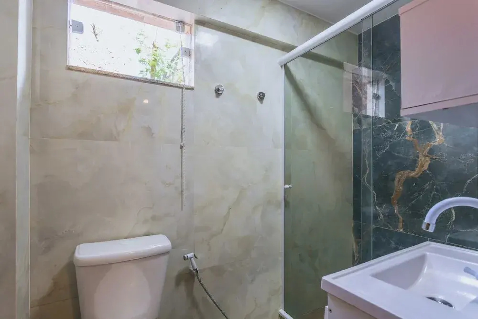 Casa com Piscina Churrasqueira e Vista