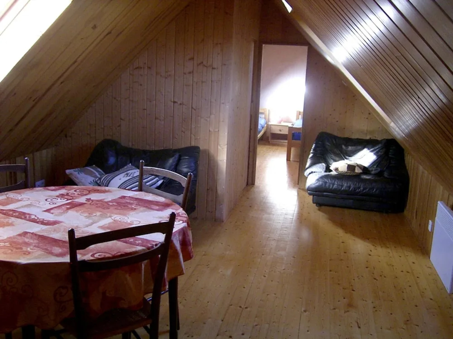 House With 2 Bedrooms in Le Cloître-saint-thégonnec, With Wonderful Ci