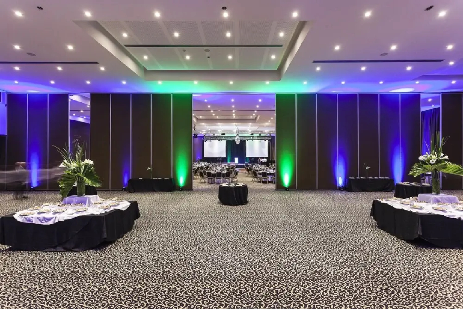 Ros Tower Hotel