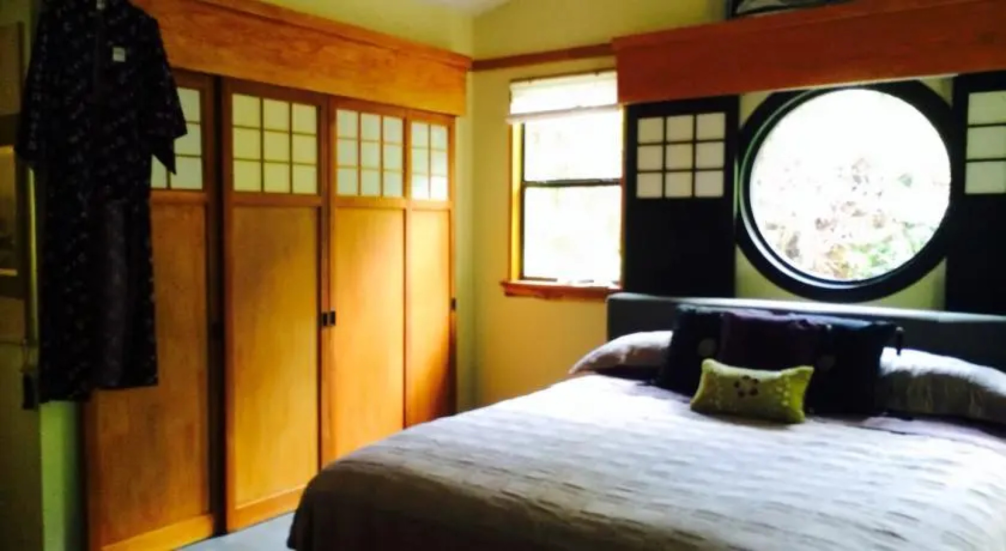 Tsugi Teahouse At Volcano