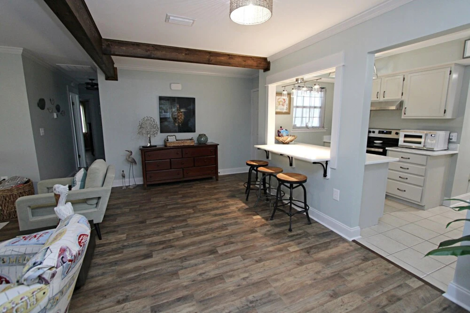 The Peaceful One 3 Bedroom Home by Redawning