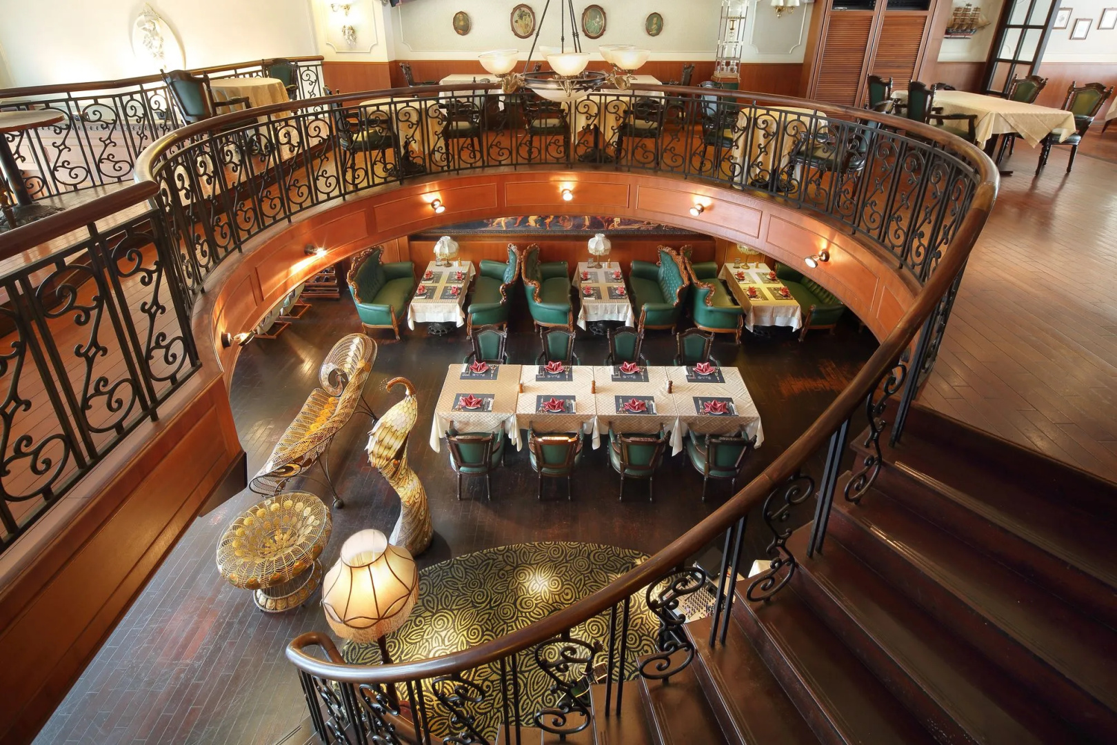 Grand Boss Hotel