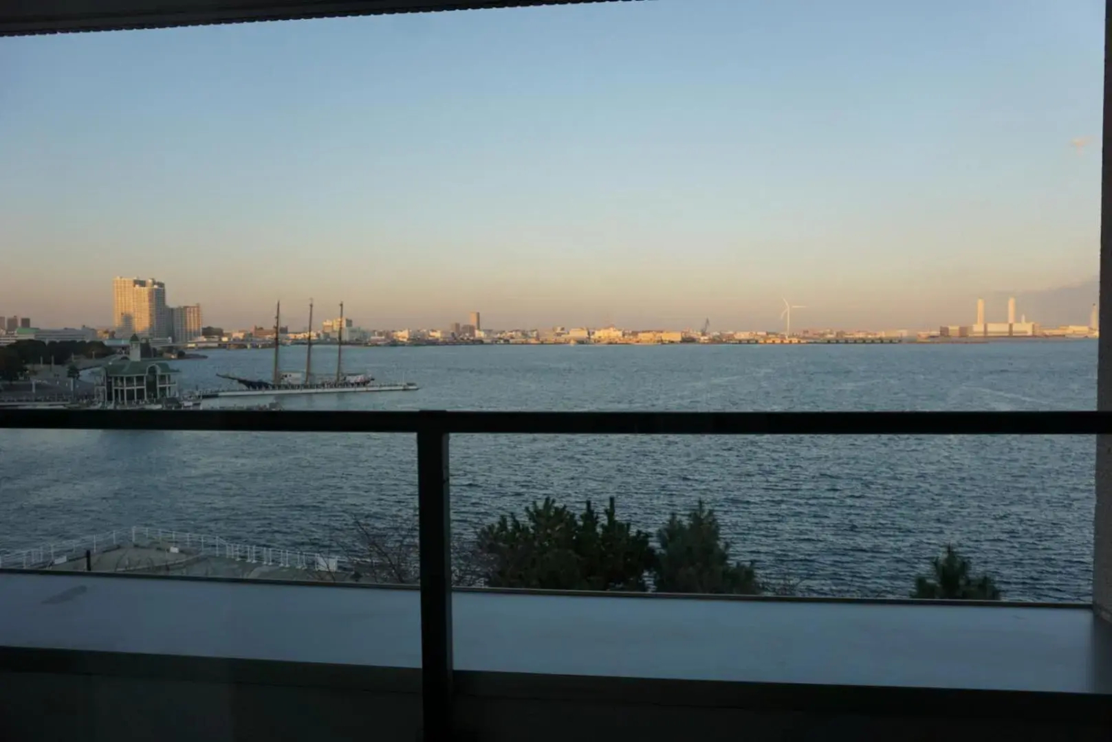 Yokohama Minamimirai Manyo-Club