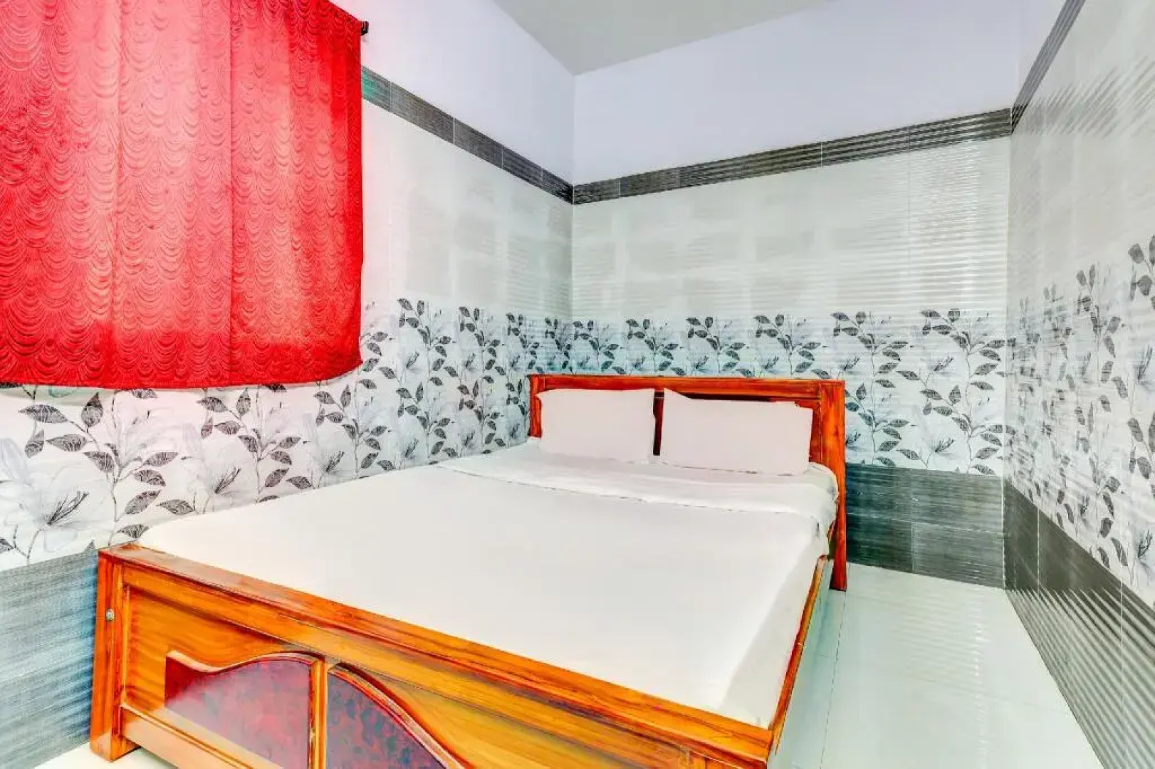 Mk Lodge by OYO Rooms