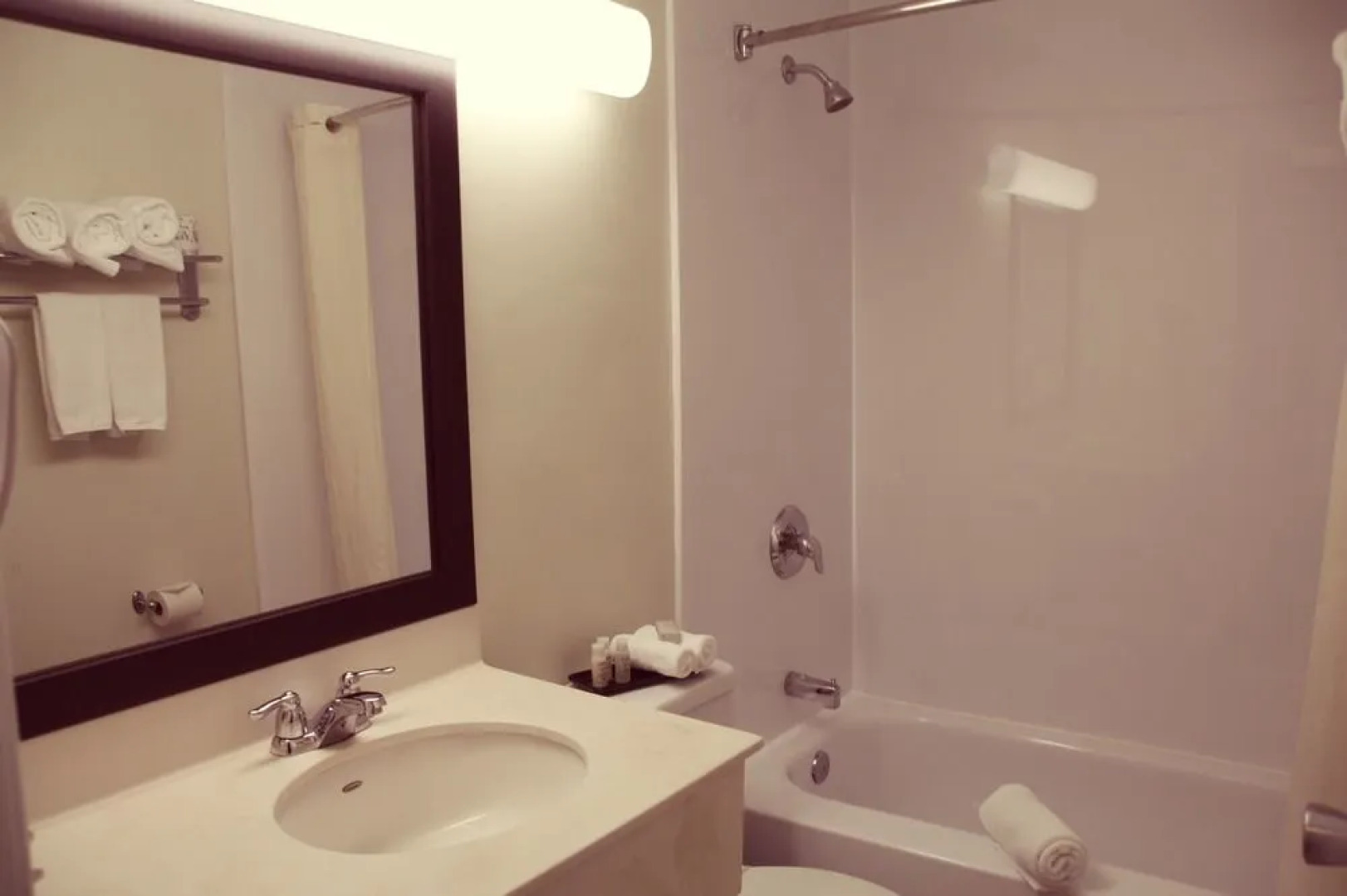 Oak Island Resort & Conference Centre