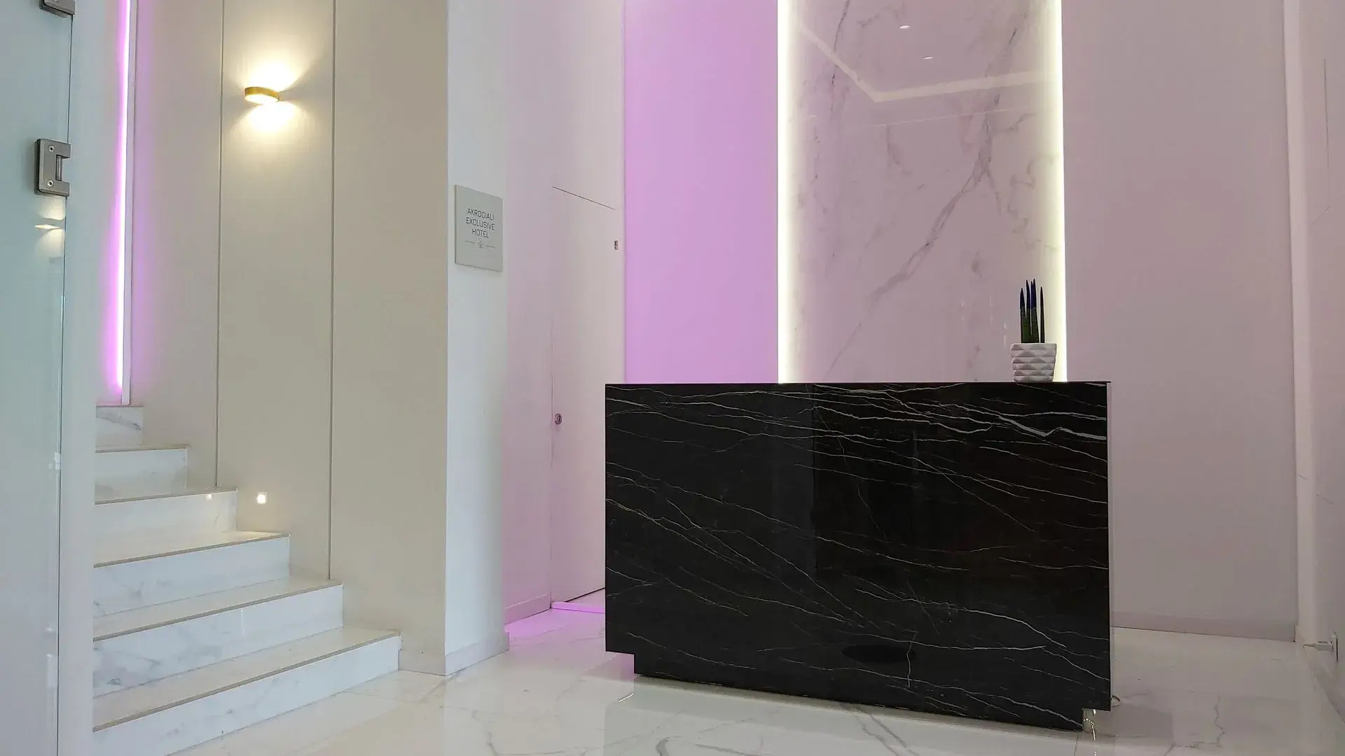 Akrogiali Exclusive Hotel - Adults Only