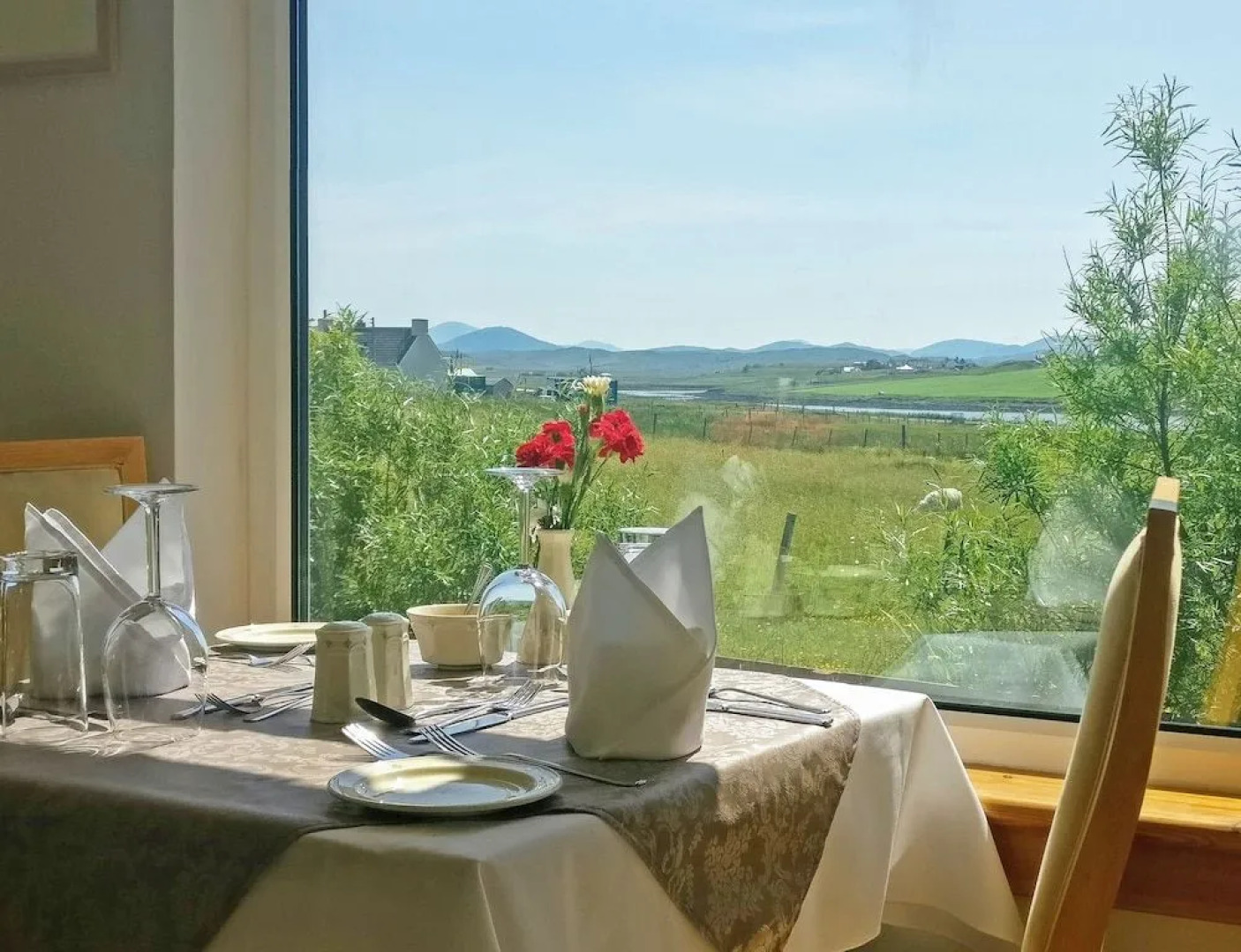 Loch Roag Guest House & Eshcol Guest House