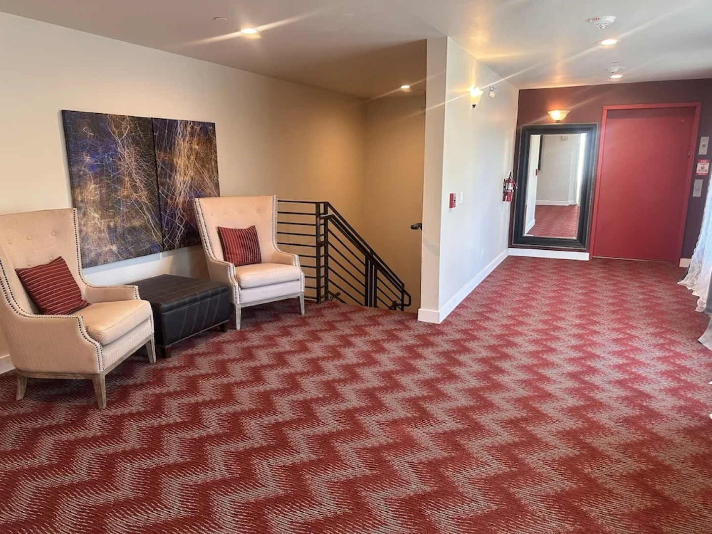 Lakeview Hotel