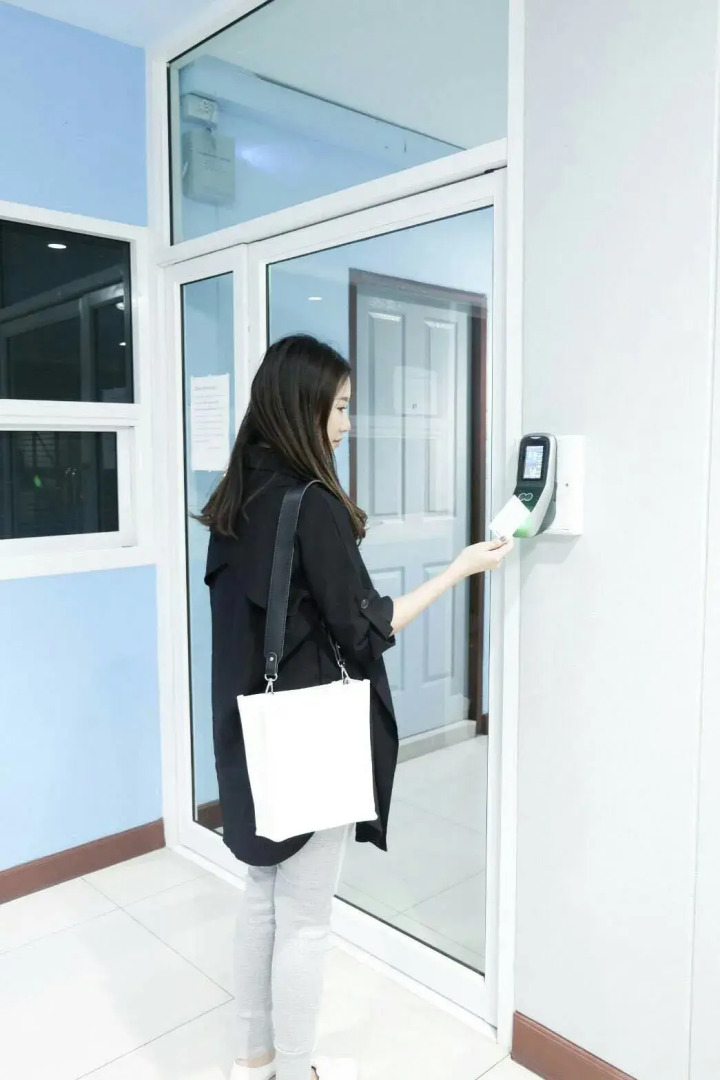 The Rich Ratchapruek Hotel & Residence