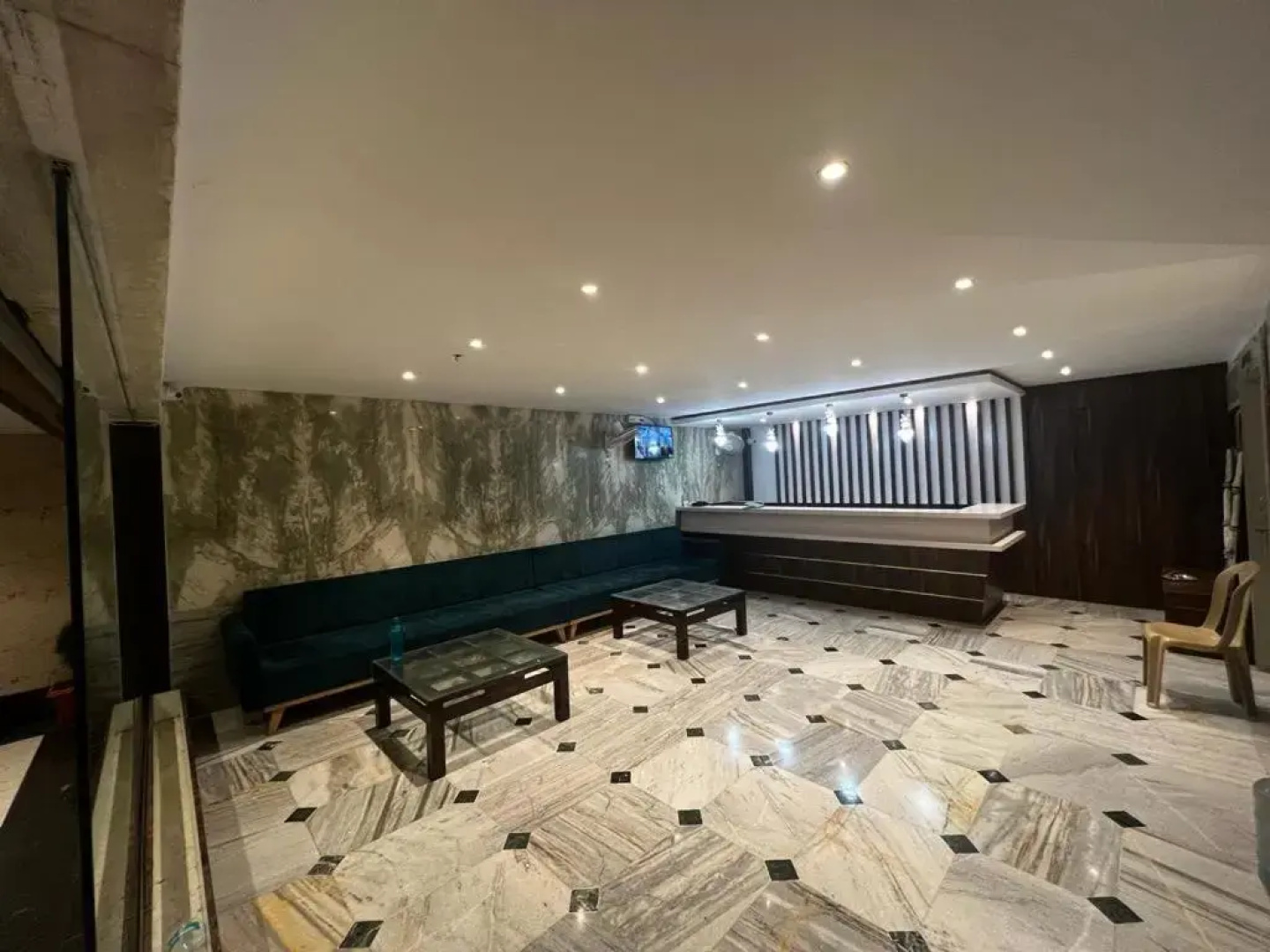 Hotel Modi Samrat