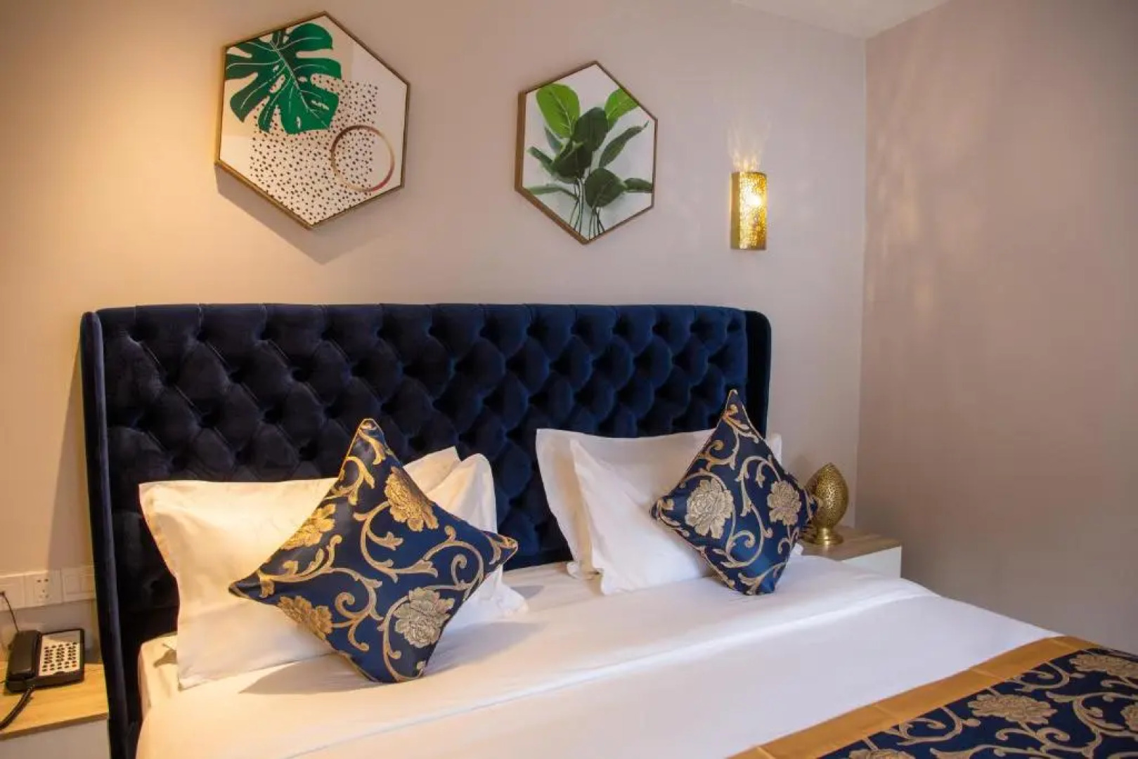 Vancii Hotel