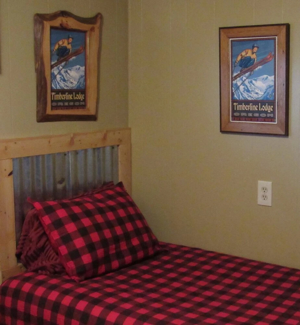 Uncle Billy Bob's Redneck Trailers Vacation Rentals #3