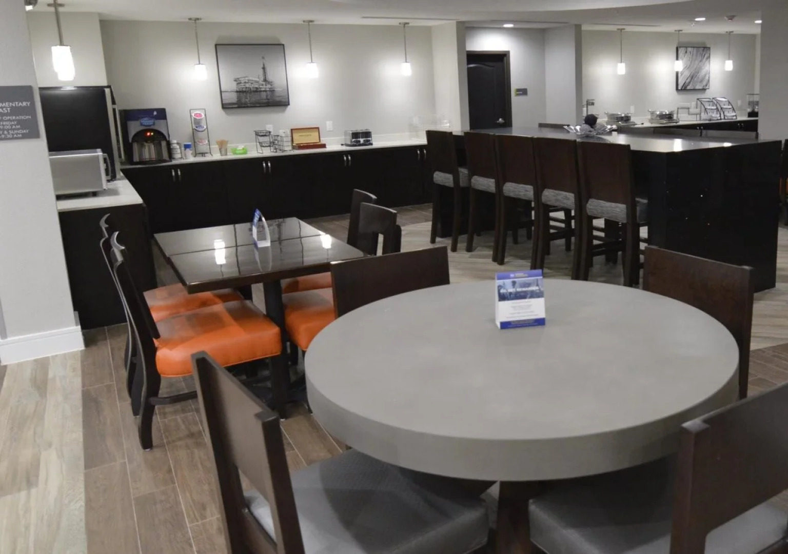 Best Western Plus Bay City Inn & Suites