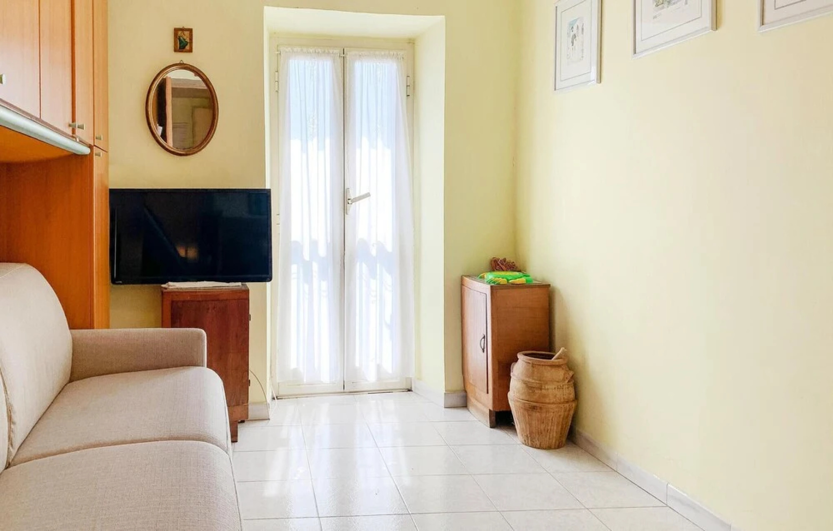 Awesome Apartment in Grotte di Castro With Wifi and 2 Bedrooms