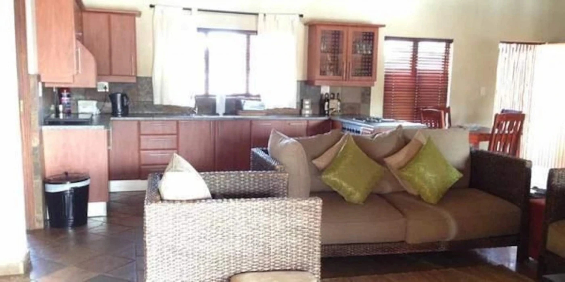 Makhato 84 Bush Lodge