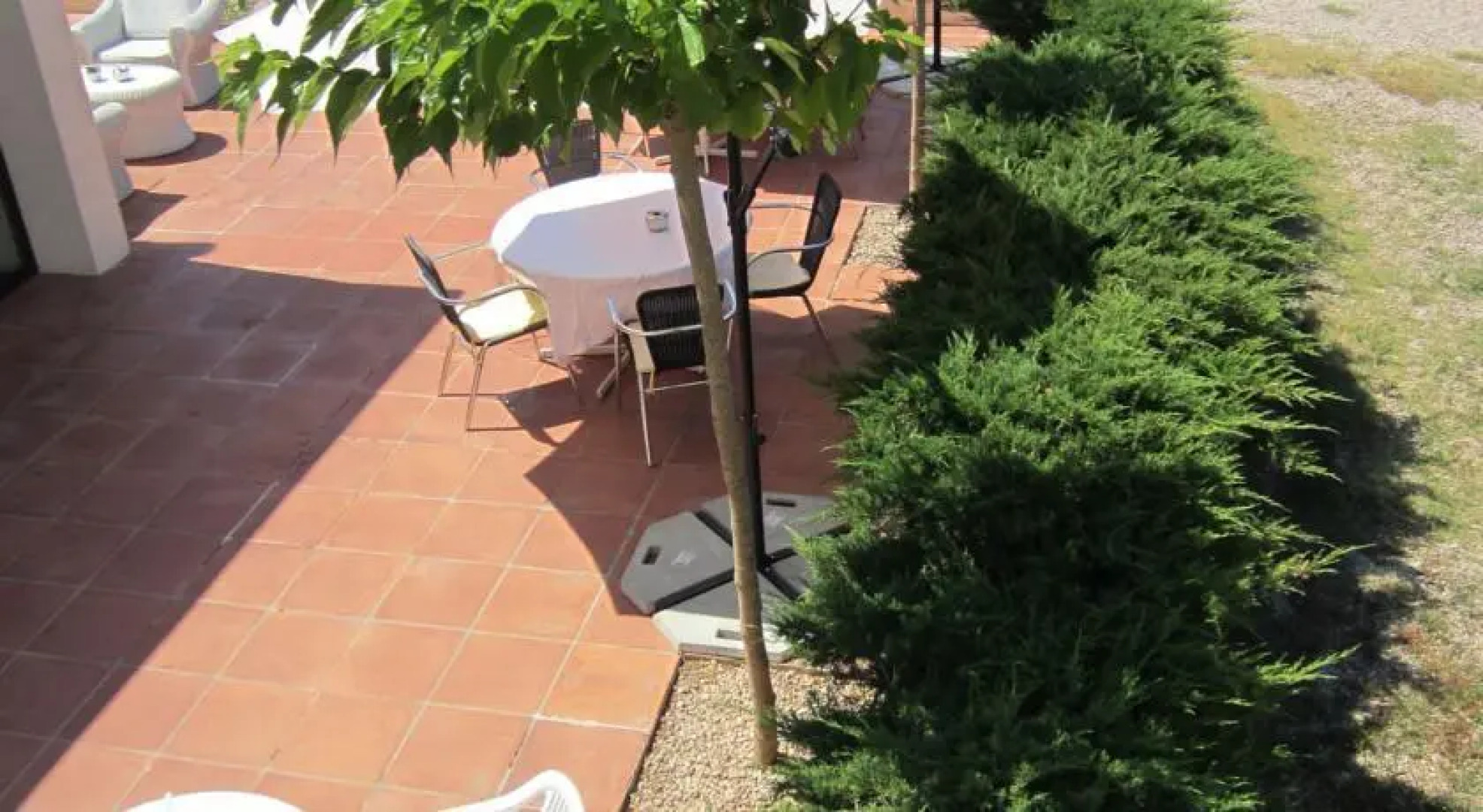 Restaurante y Apartamentos Can Mora