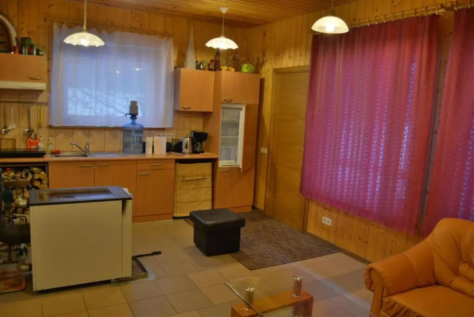 Atpūtas vieta Upes Sausītes