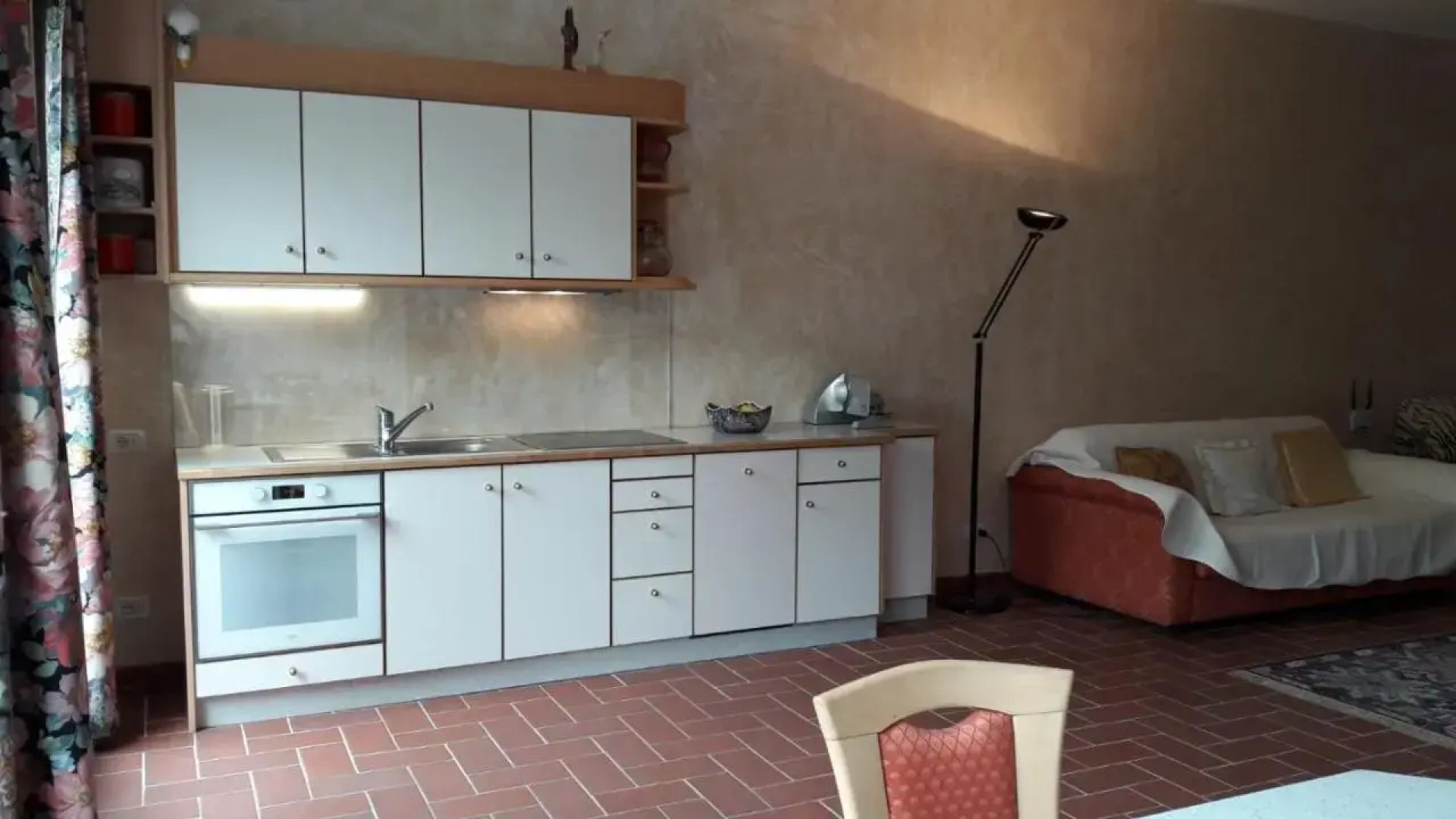 Front Lake Studio with Loft Bed and Pool