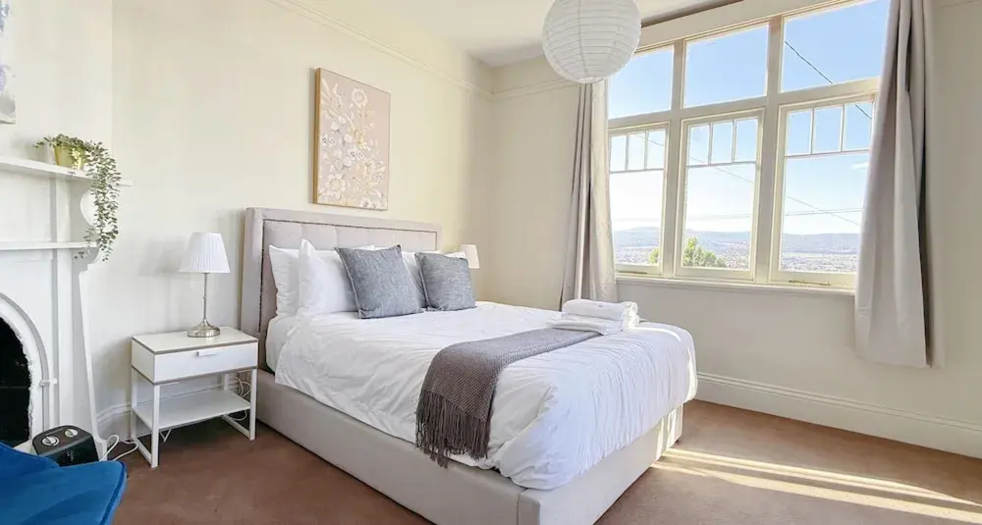 StayAU 2BR Home w/ Stunning Views in Tasmania