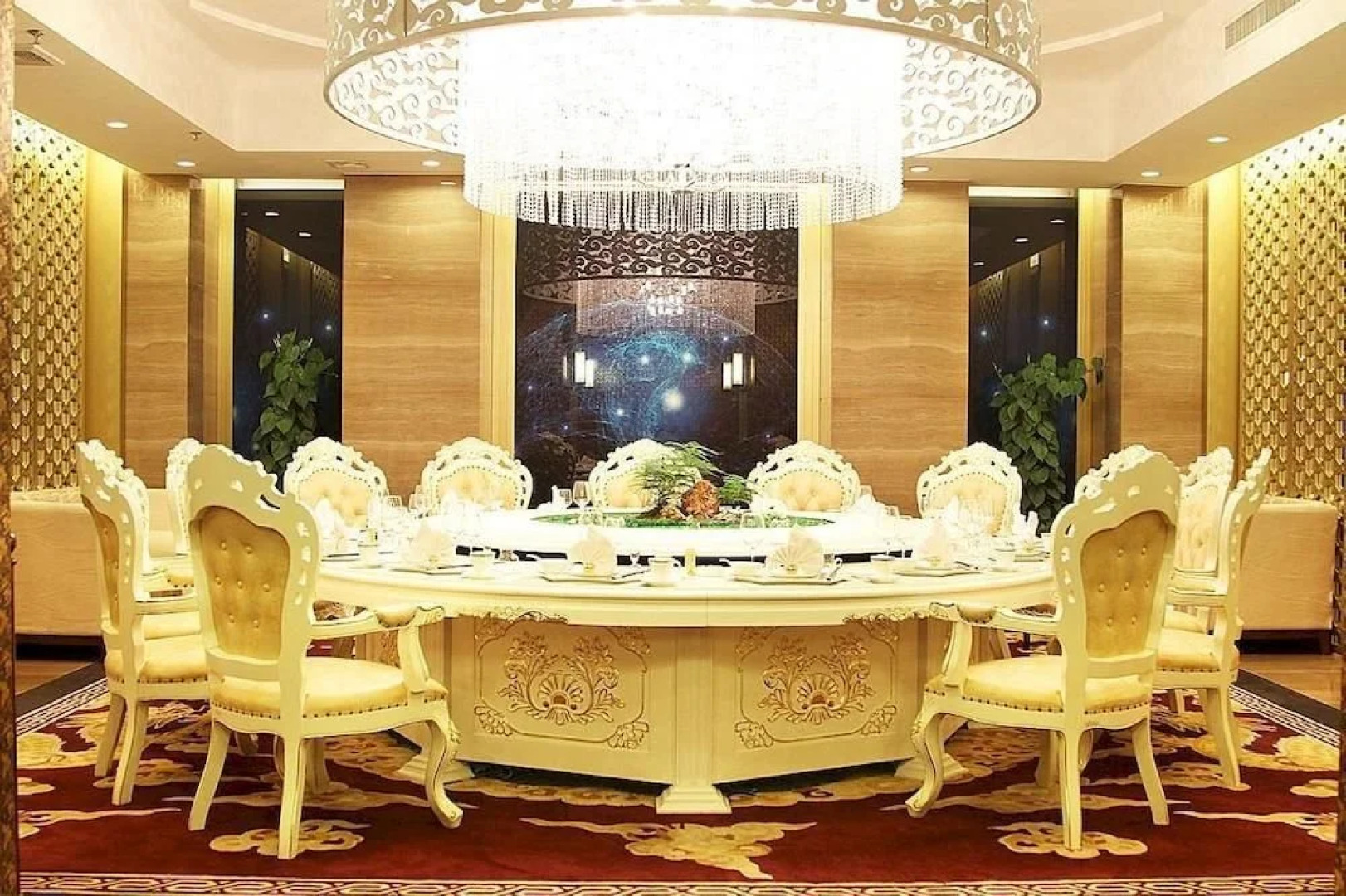 Qinhuangdao International Hotel