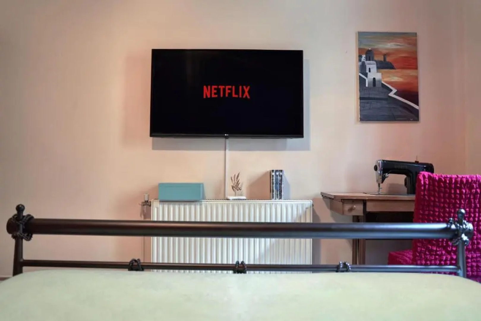 Casa Bonita, House with Private Entrance and Garden, between center and sea