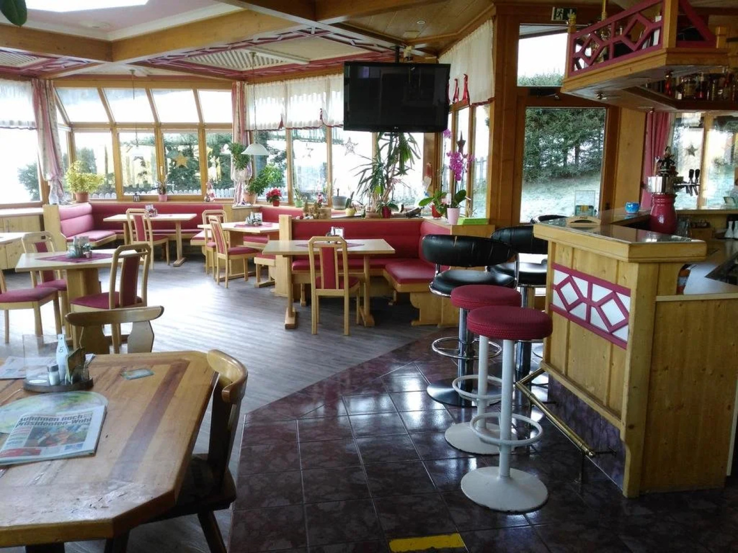 Cafe-Pension Stocker