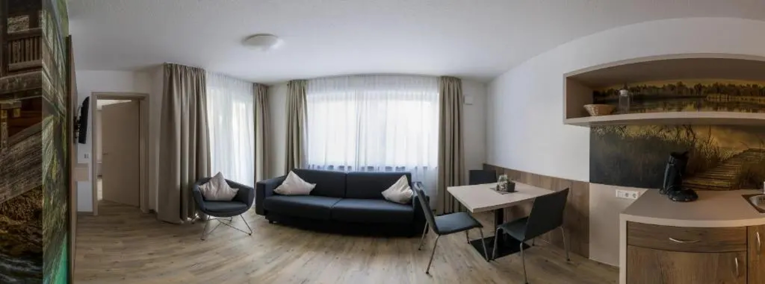 Boarding & House T24