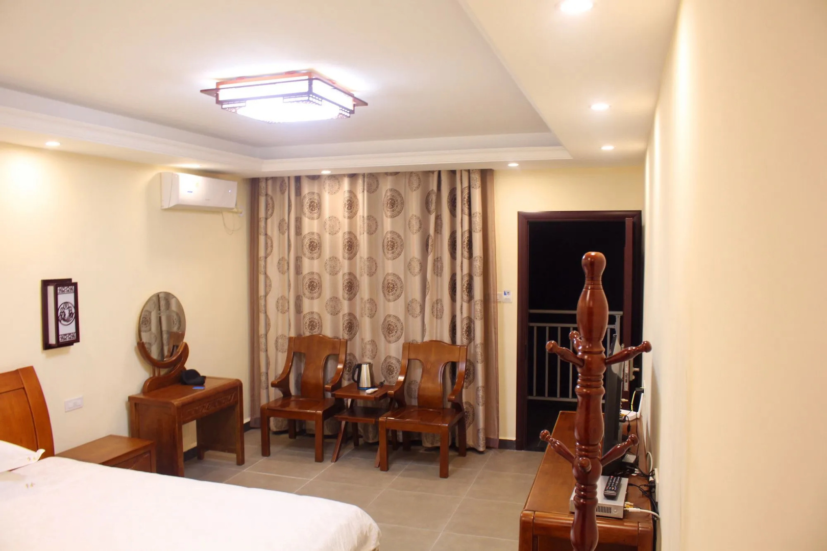 Junshe Boutique Guest House - Hostel