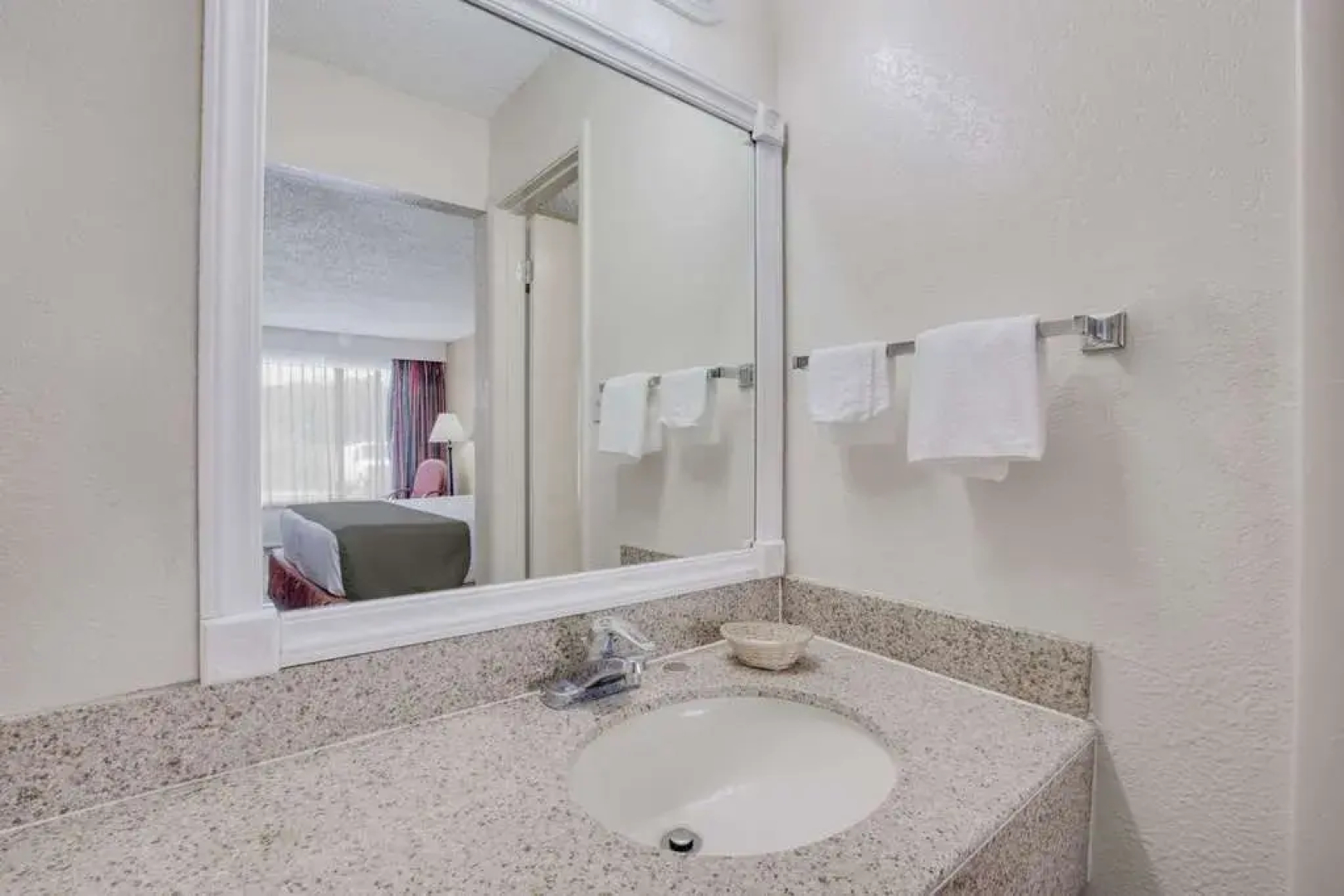 Days Inn Asheville West