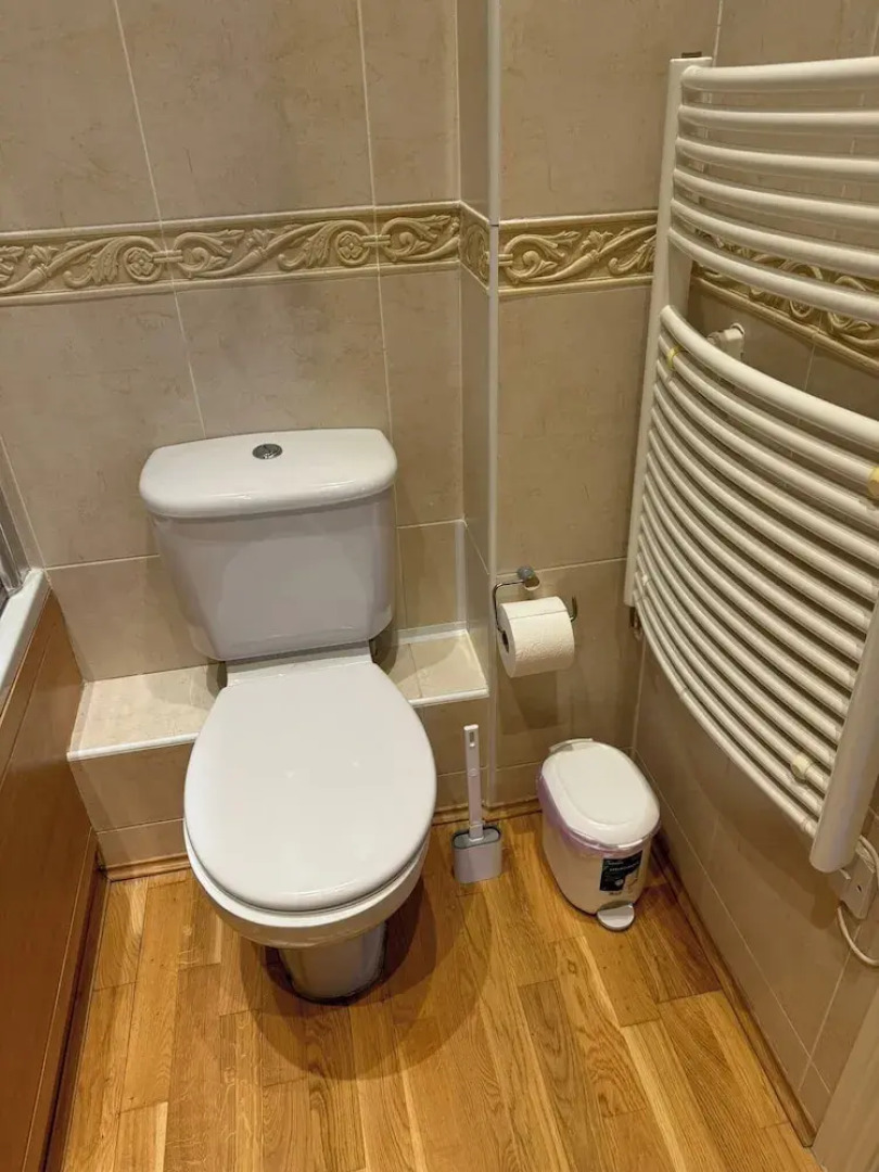 Executive Apartment, Woodford Mill, Witney