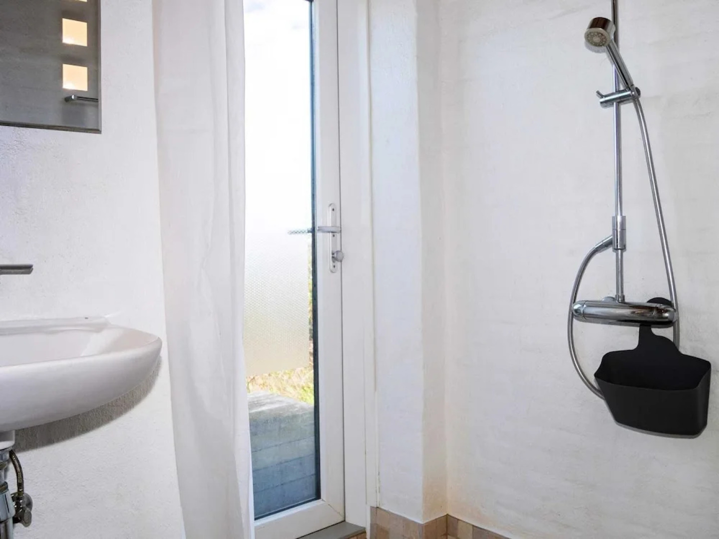 Picturesque Holiday Home in Struer near Sea