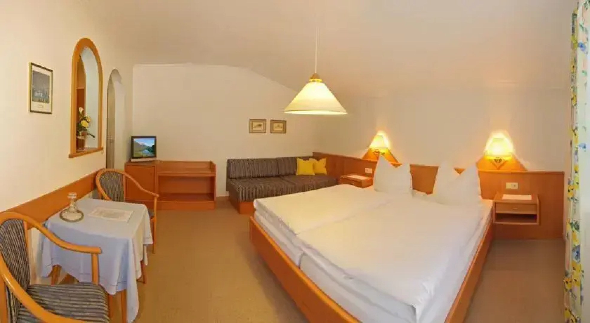 Restaurant-Pension - Dorfcafe