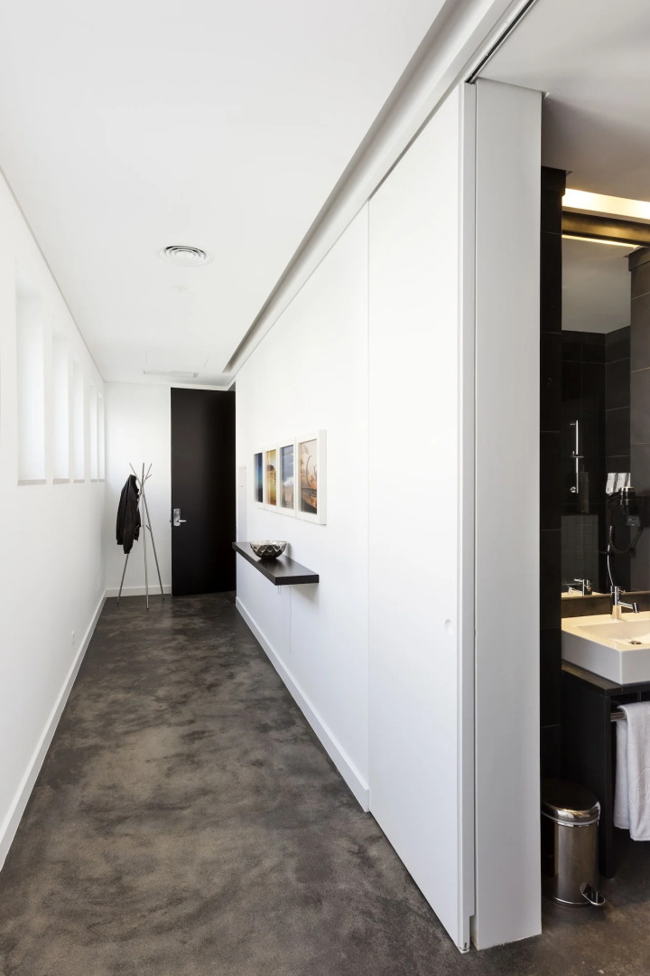 Hello Lisbon Santa Apolónia