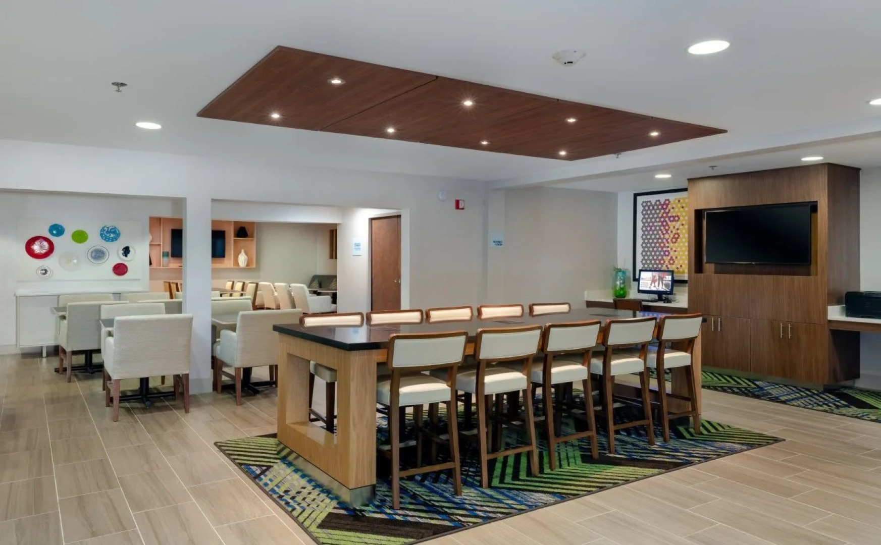 Holiday Inn Express Alpharetta - Roswell by IHG