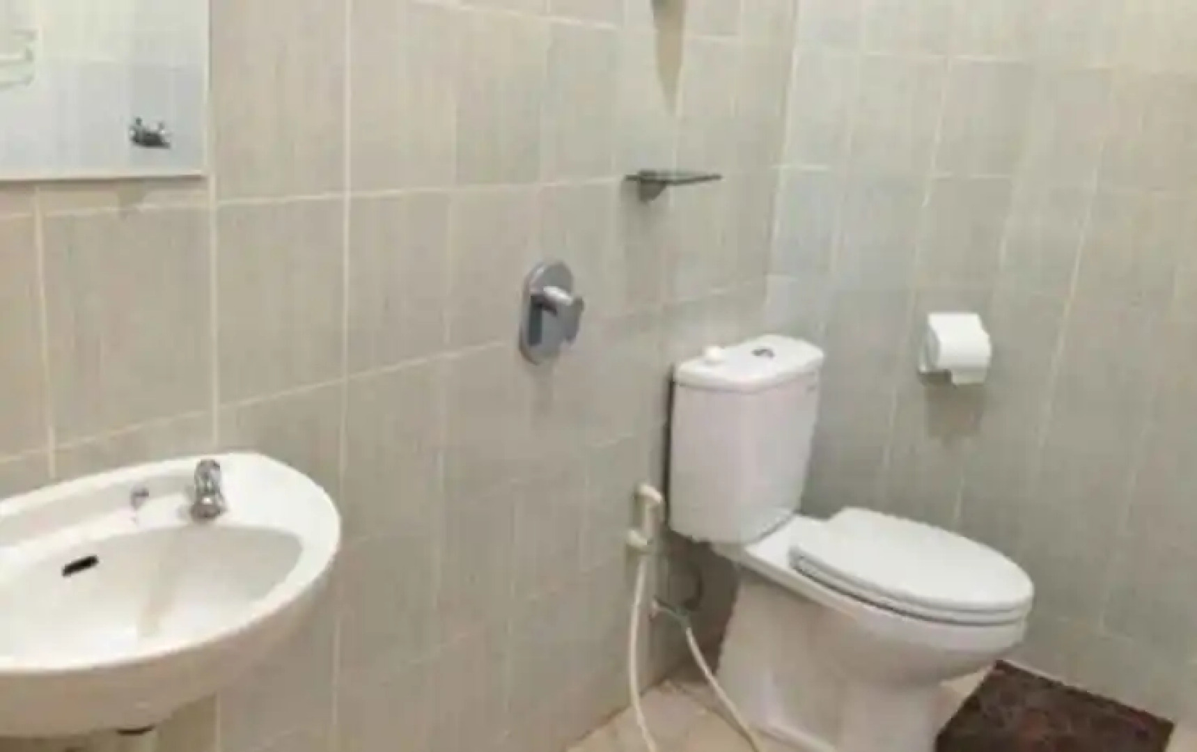 Hotel Prima Asri 153