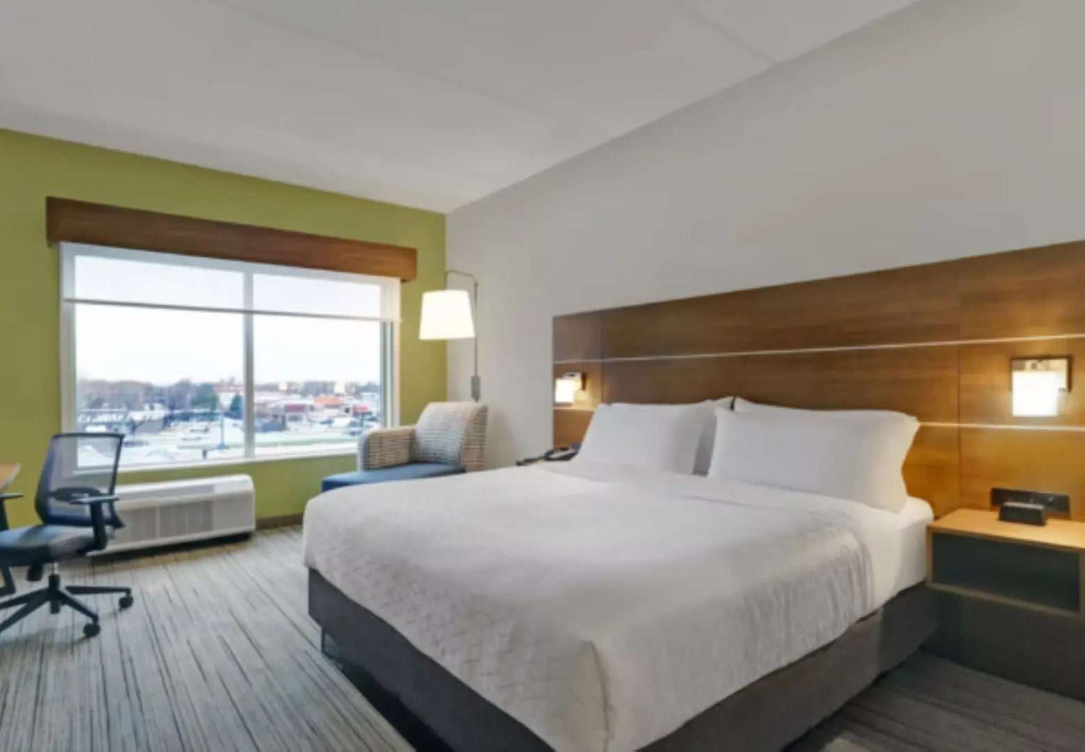 Holiday Inn Express & Suites Collingwood by IHG