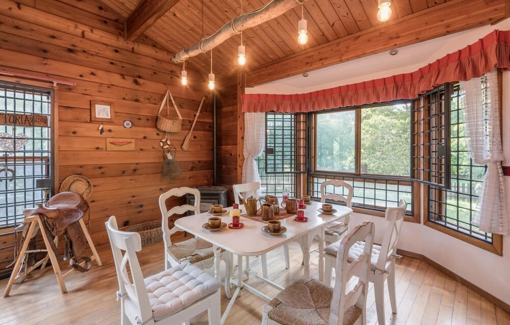 Beautiful Home in Manziana With 4 Bedrooms