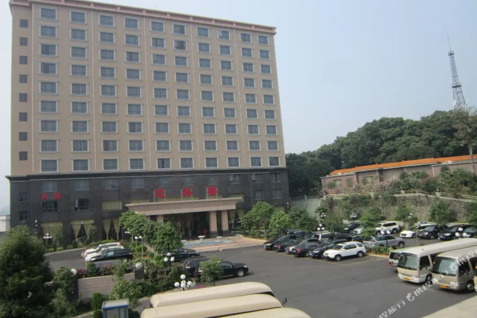 Yangshan Baoheng Business Hotel