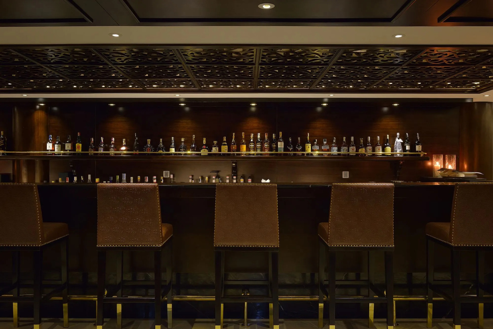 Paradise Suites Hotel