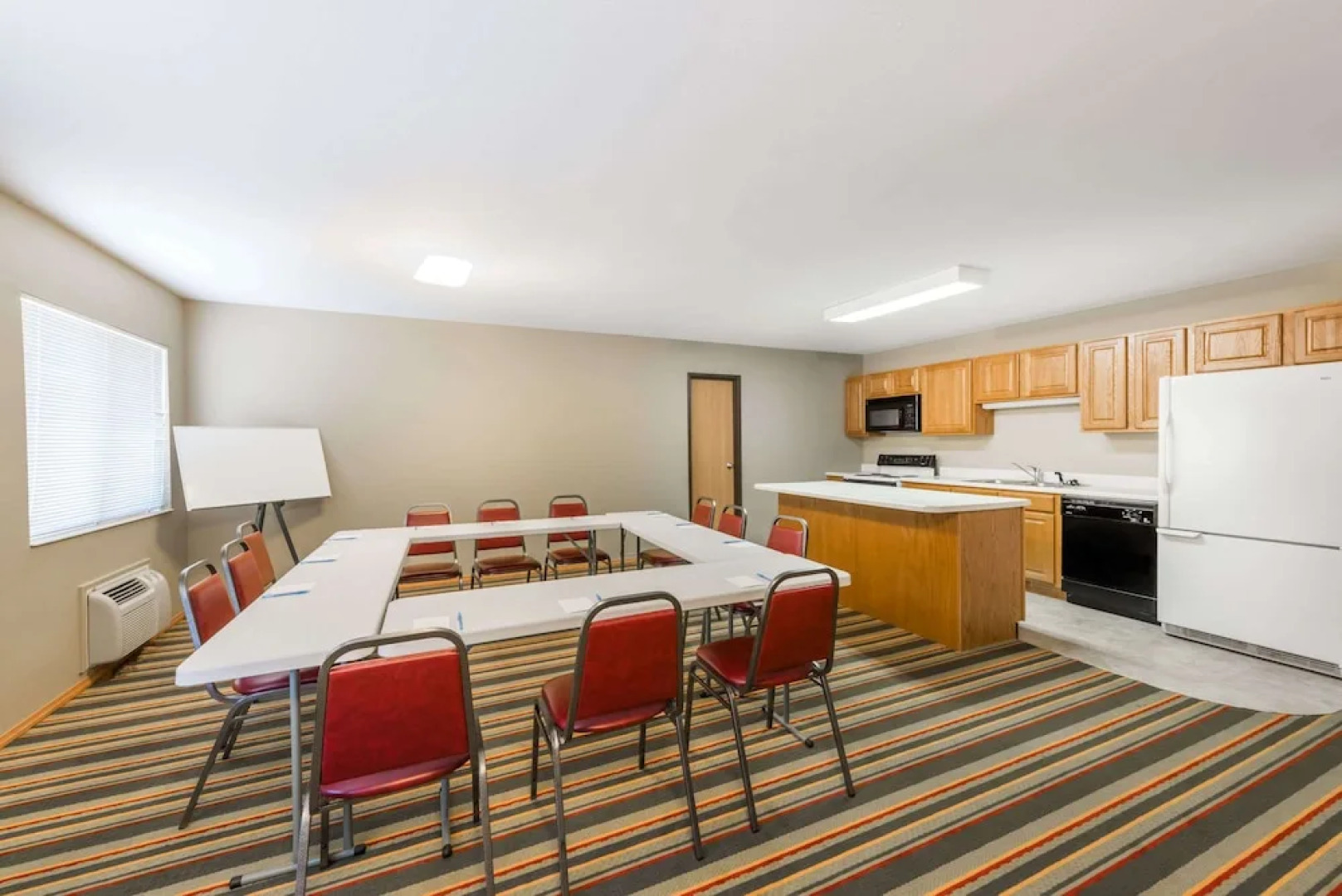 Super 8 by Wyndham Chanute