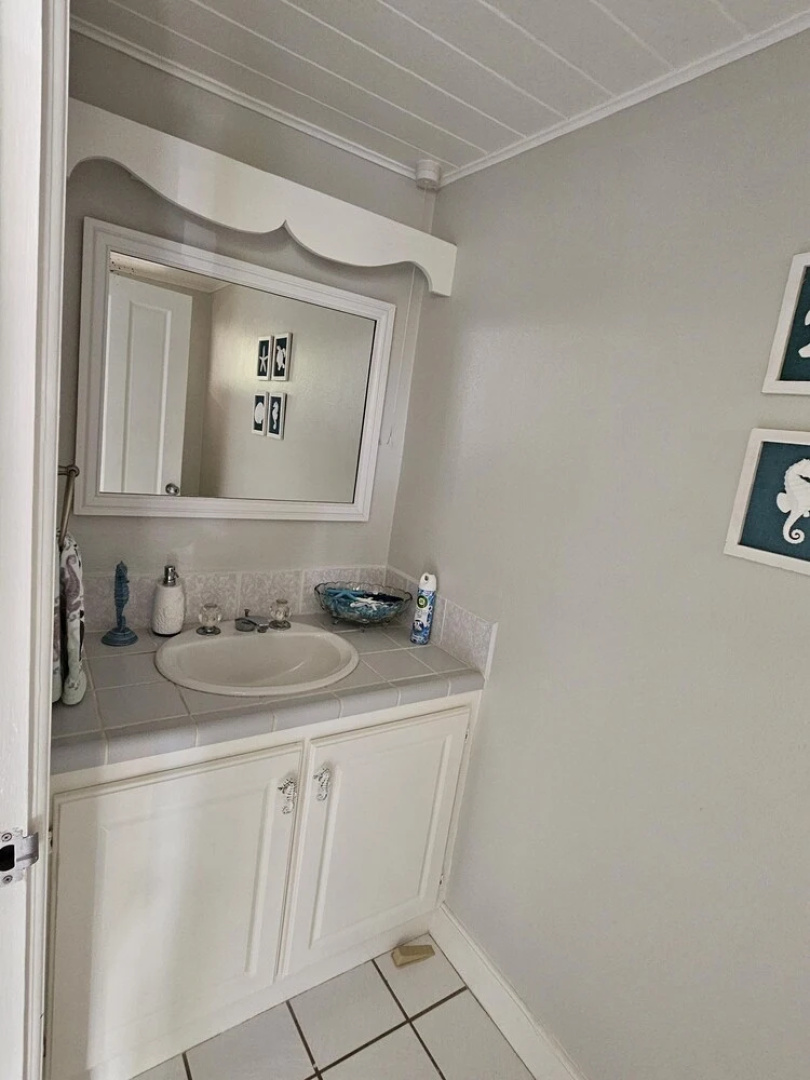 The Anchorage #5 a 2 bedroom Waterfront Condo in Rodney Bay 2 Condo by RedAwning
