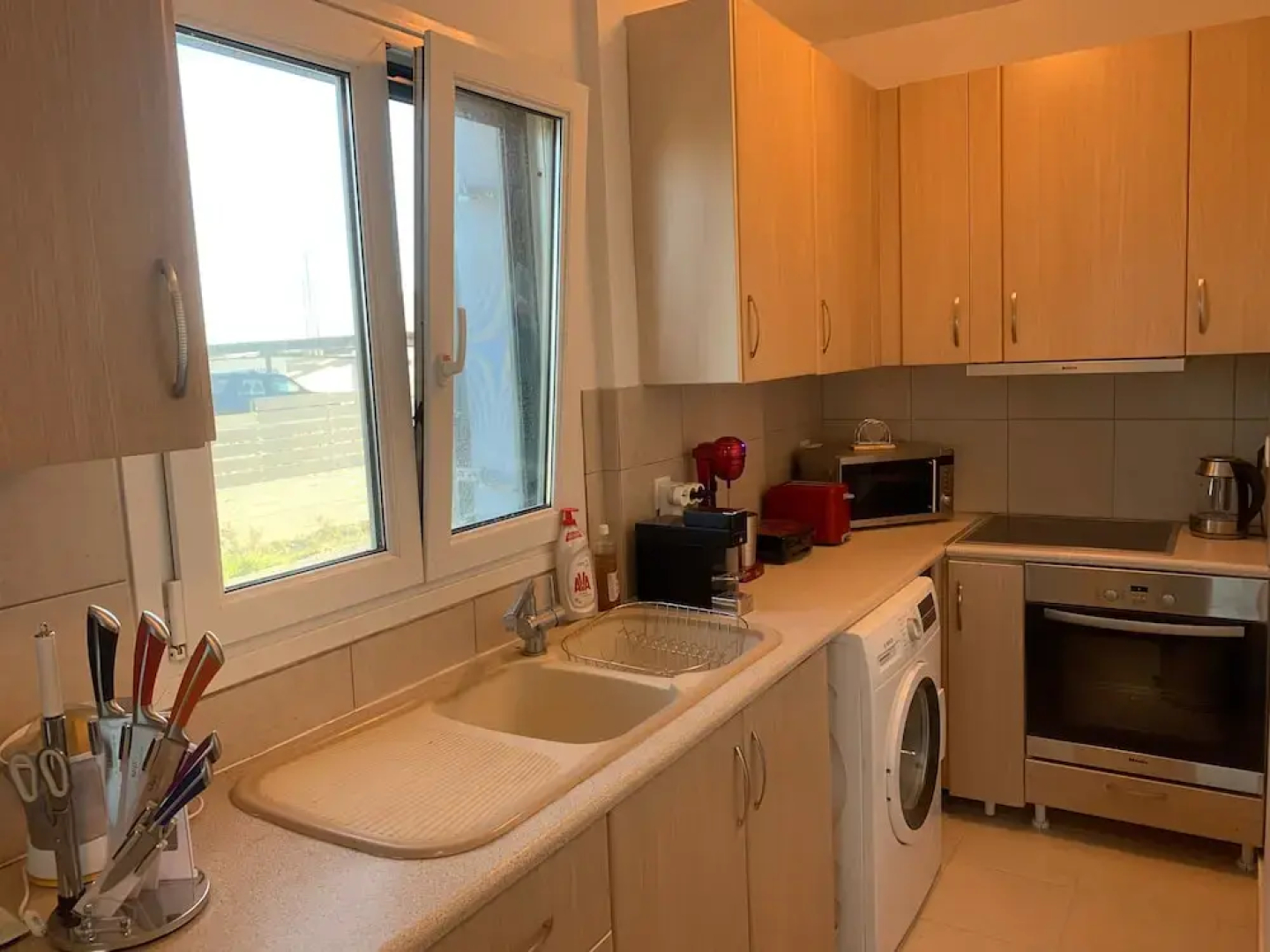 Helios  Apartments