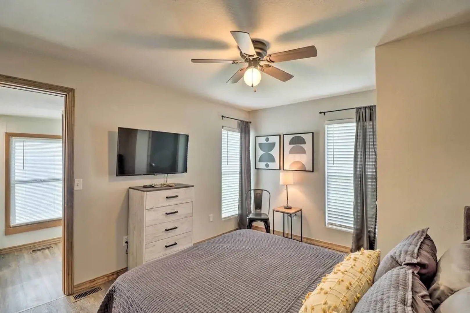 Historic West Plains Home: Walk to MSU + Dtwn