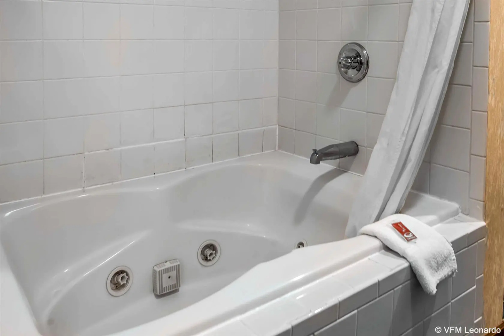 Economy Inn & Suites