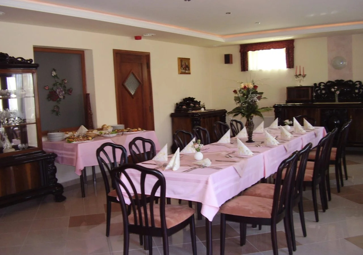 Le Rose Hotel
