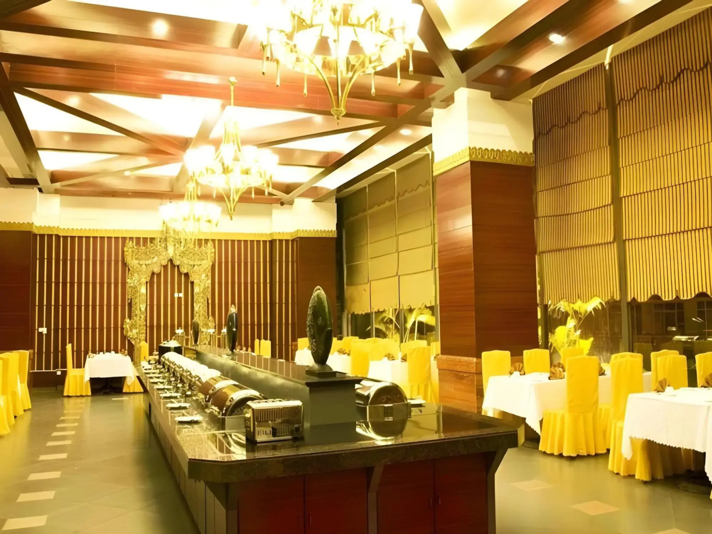 Xishuangbanna Golden Zone Hotel