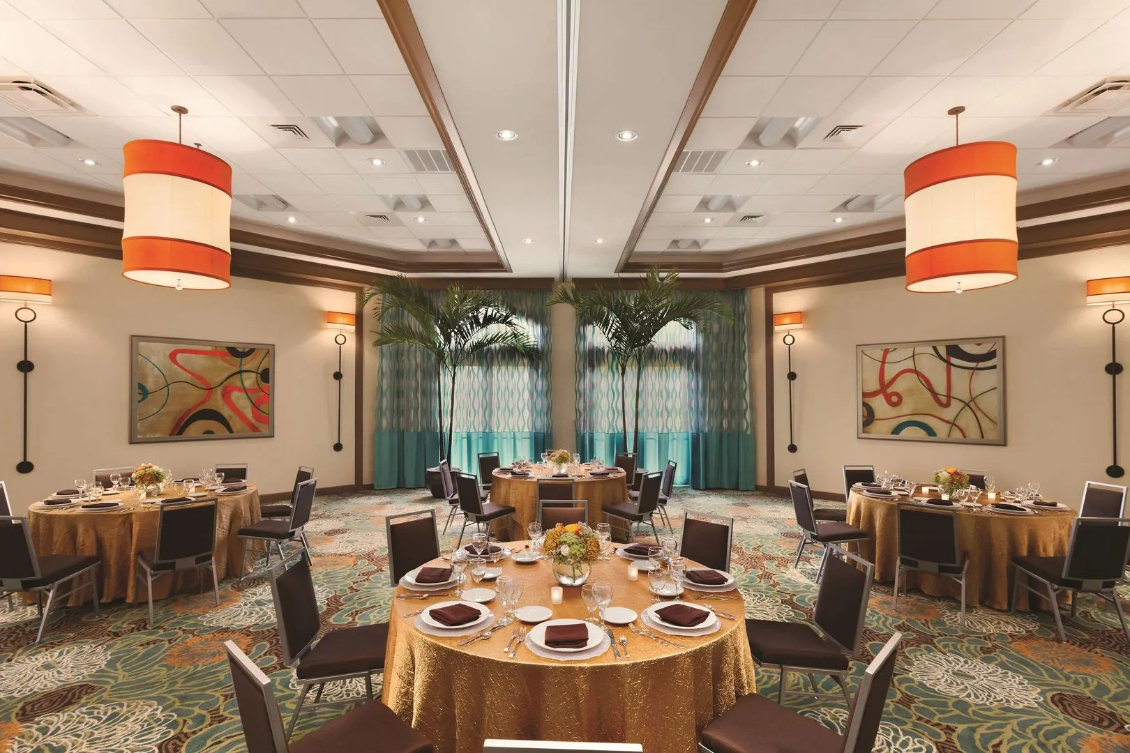 DoubleTree Suites by Hilton Orlando - Disney Springs® Area