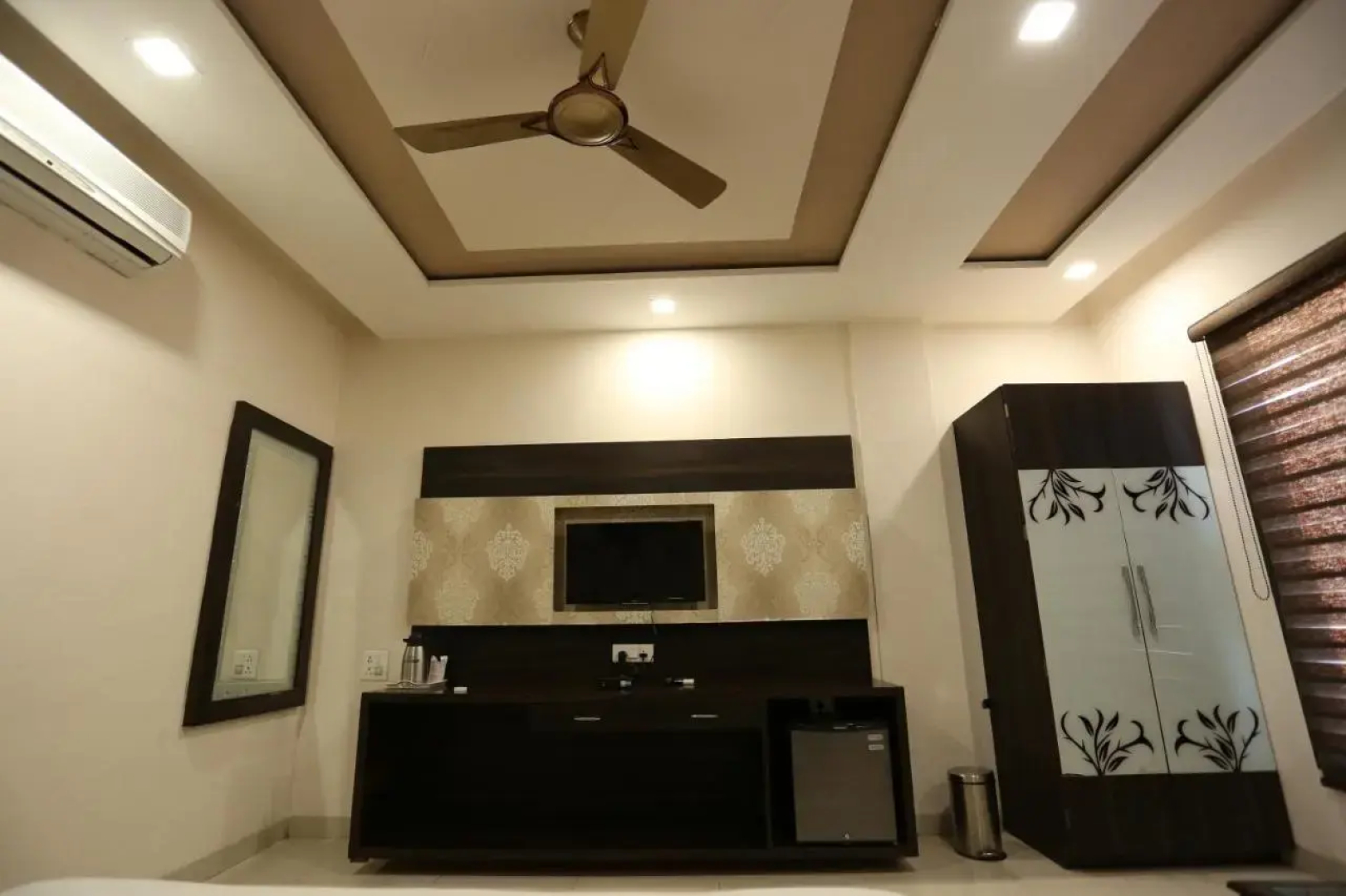 Hotel Ambience Jhansi