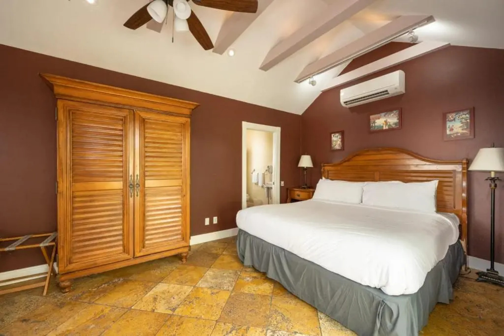 Southern Palms by Brightwild Pool Parking