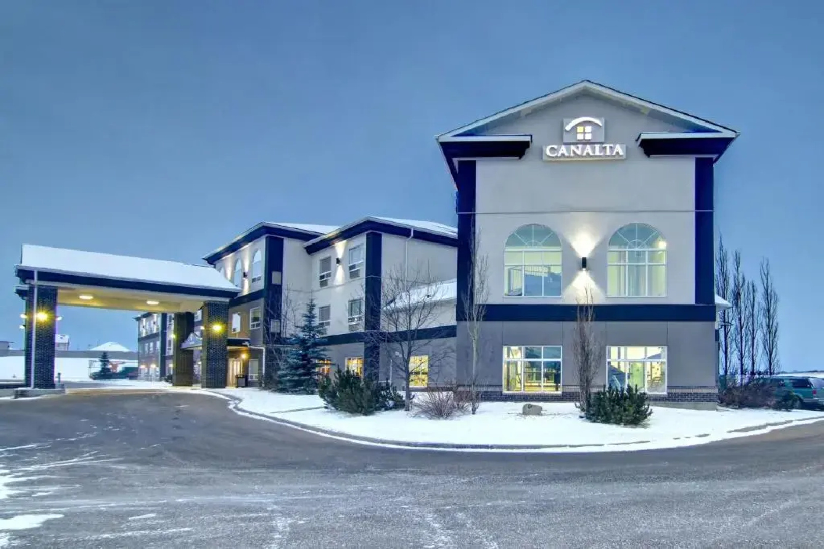 Super 8 Camrose
